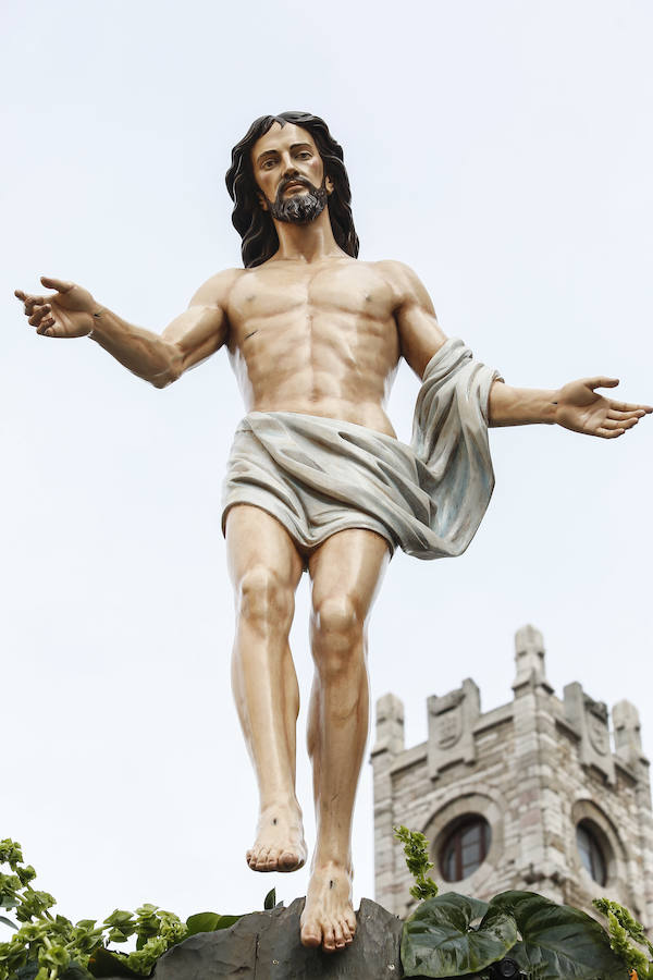 Fotos: La Resurrección cierra la Semana Santa leonesa