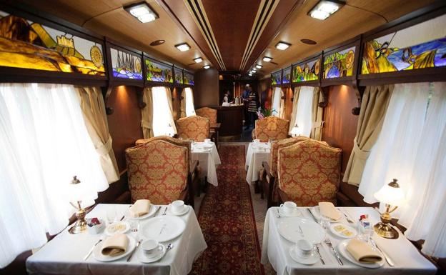 Imagen del interior del Transcantábrico.