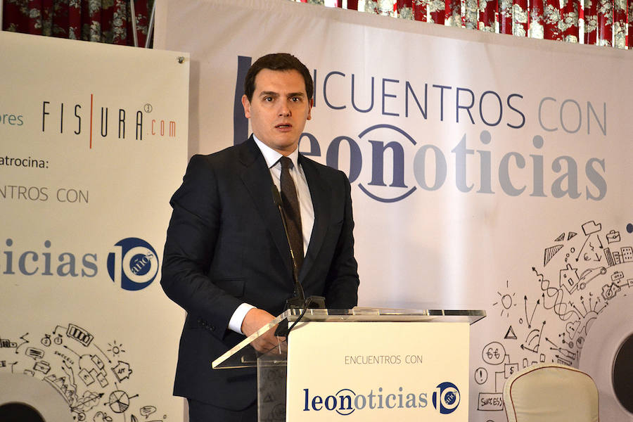 Fotos: Desayuno con Albert Rivera