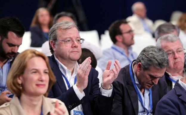 Antonio Silván, alcalde de León, durante la convención del PP en Sevilla.