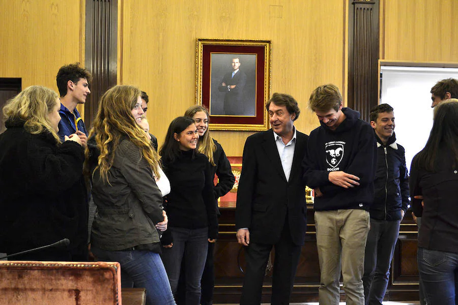 Fotos: Una quincena de estudiantes estadounidenses, de intercambio en León