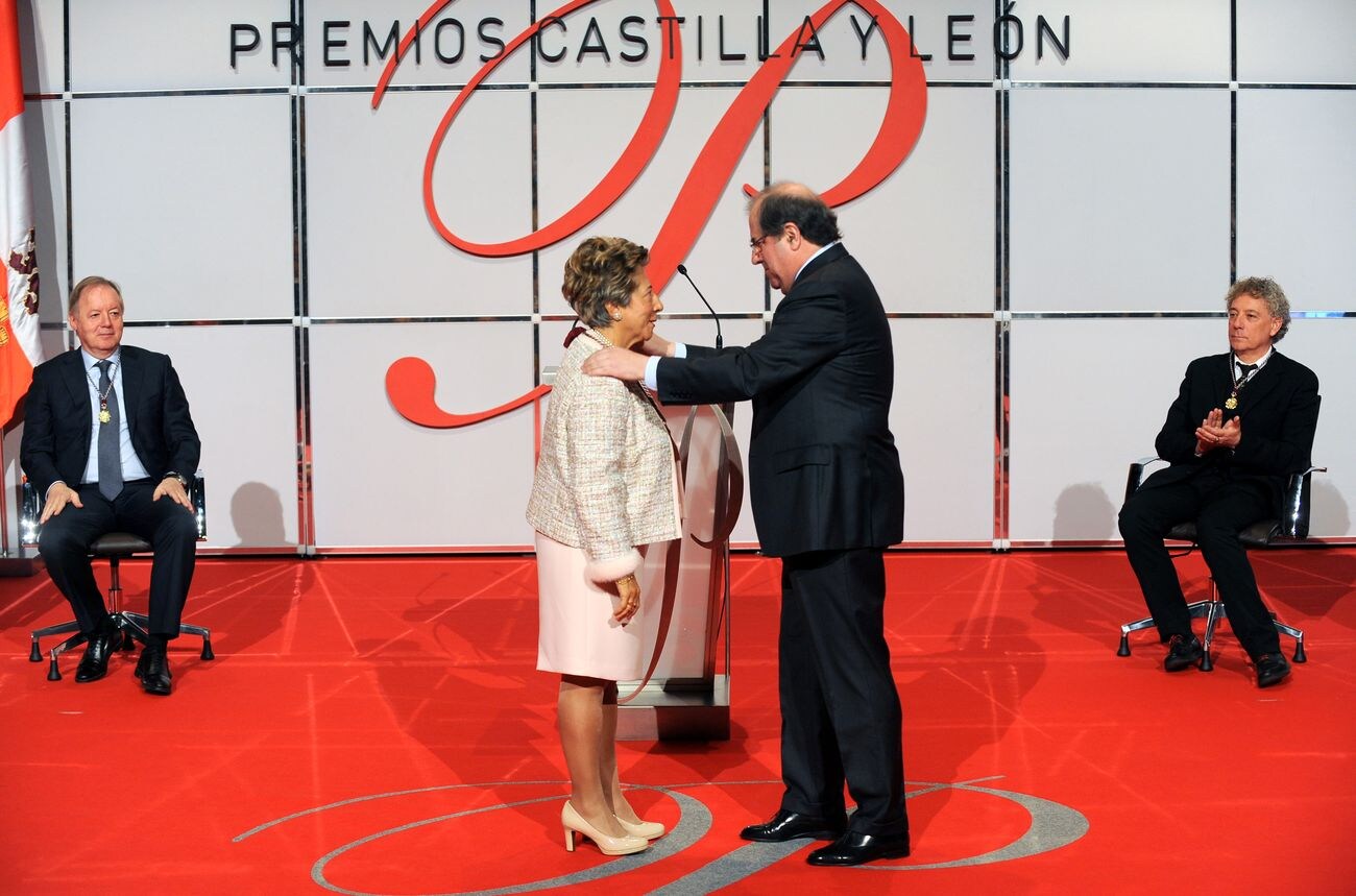El leonés Juanín García se ha convertido en uno de los protagonistas en la entrega de premios de Castilla y León