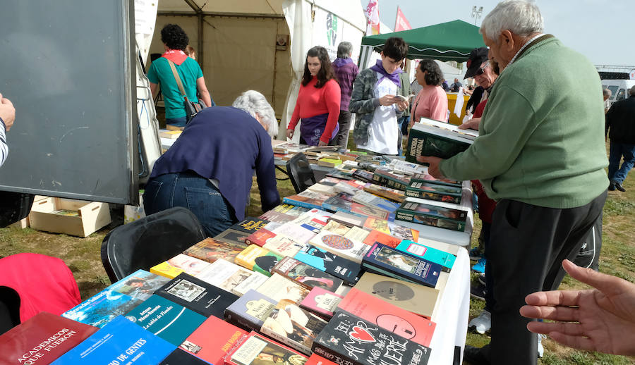 Fotos: Ambiente en Villalar el Día de Castilla y León