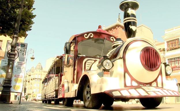 Tren turístico de la ciudad de León.