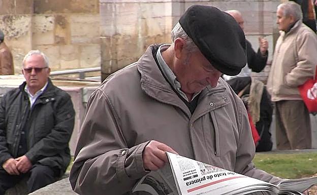 Un estudio del Ayuntamiento extrae 27 carencias de la ciudad de León con los mayores