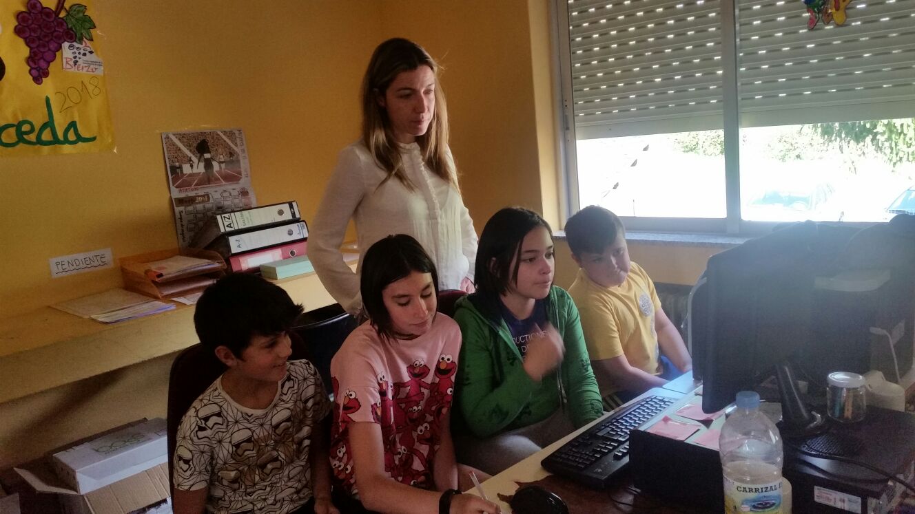 Fotos: Jornada de la AECC en el CRA de Noceda