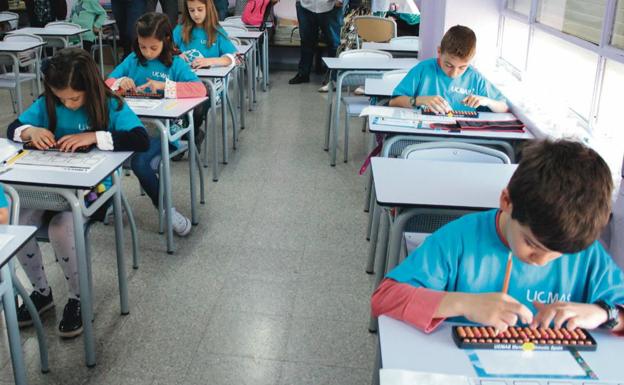 Un instante de la prueba celebrada en el Colegio Leonés.