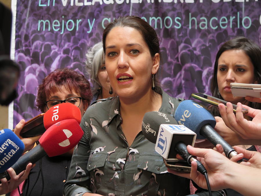 Irene Montero, portavoz de Unidos Podemos en el Congreso de los Diputados, y la diputada por León, Ana Marcello, se reúnen con colectivos de mujeres precariadas en Villaquilambre