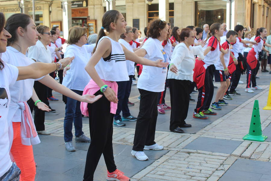 Fotos: Imágenes de la clase intergeneracional