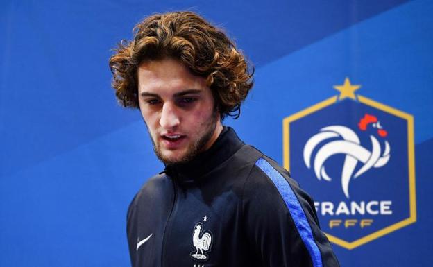 El centrocampista Adrien Rabiot.