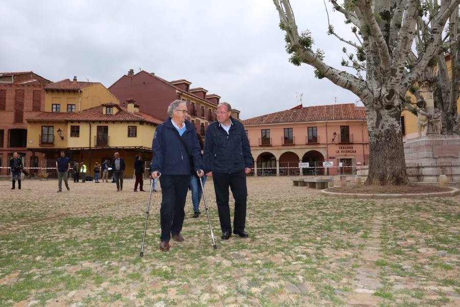 Fotos: Visita a las obras de la Plaza del Grano