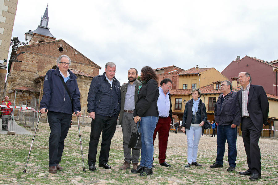Fotos: Visita a las obras de la Plaza del Grano