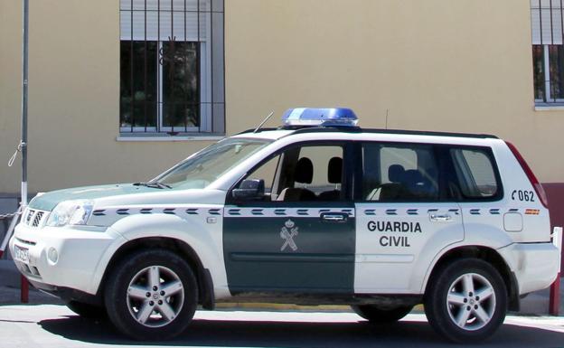 El agredido ha presentado la correspondiente denuncia ante la Guardia Civil.