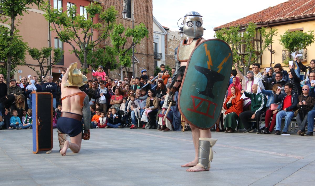 Fotos: El &#039;anfiteatro&#039; de León acoge los combates de la época romana