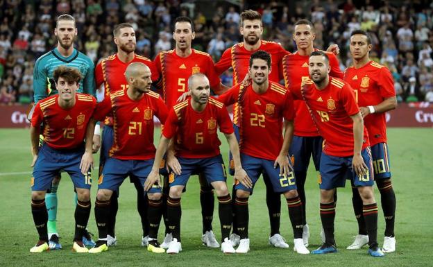 Once inicial de España en el amistoso contra Túnez