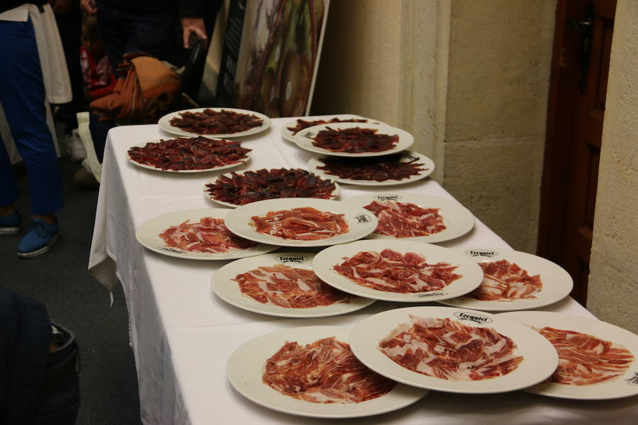 La tradicional marca de embutido leonés presenta en la Casa de las Carnicerías si nueva web enmarcada dentro de la Capitalidad Leonesa de la Gastronomía