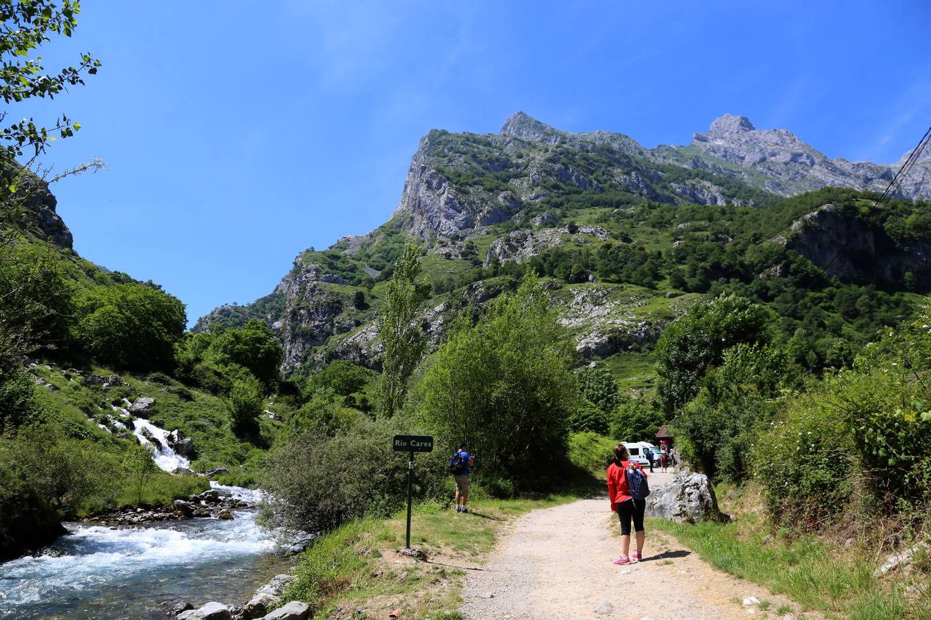 Comienzo de la ruta del Cares en Caín de Valdeón.