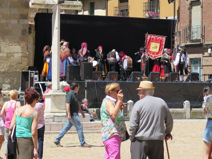 Fotos: La Plaza del Grano se estrena