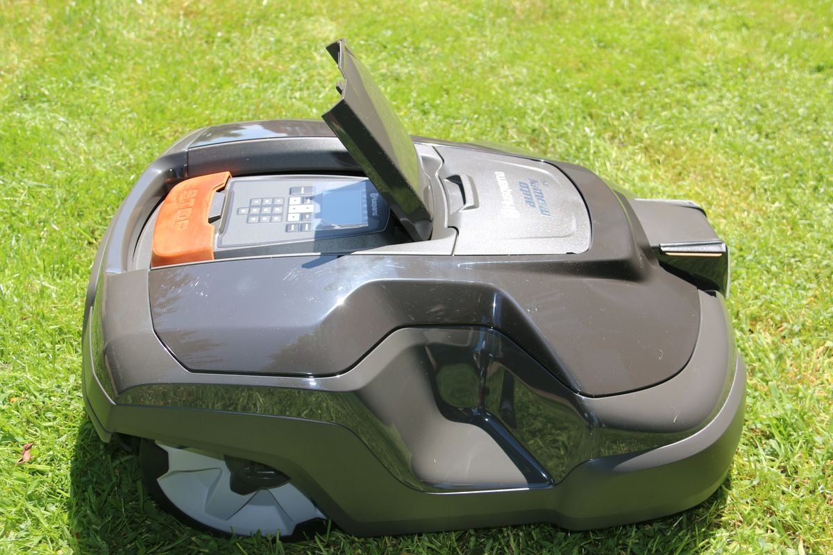 Agrojardín León nace en el año 2002 con el objetivo de ofrecer un asesoramiento personalizado de maquinaria para cada tipo de cliente y sus necesidades.