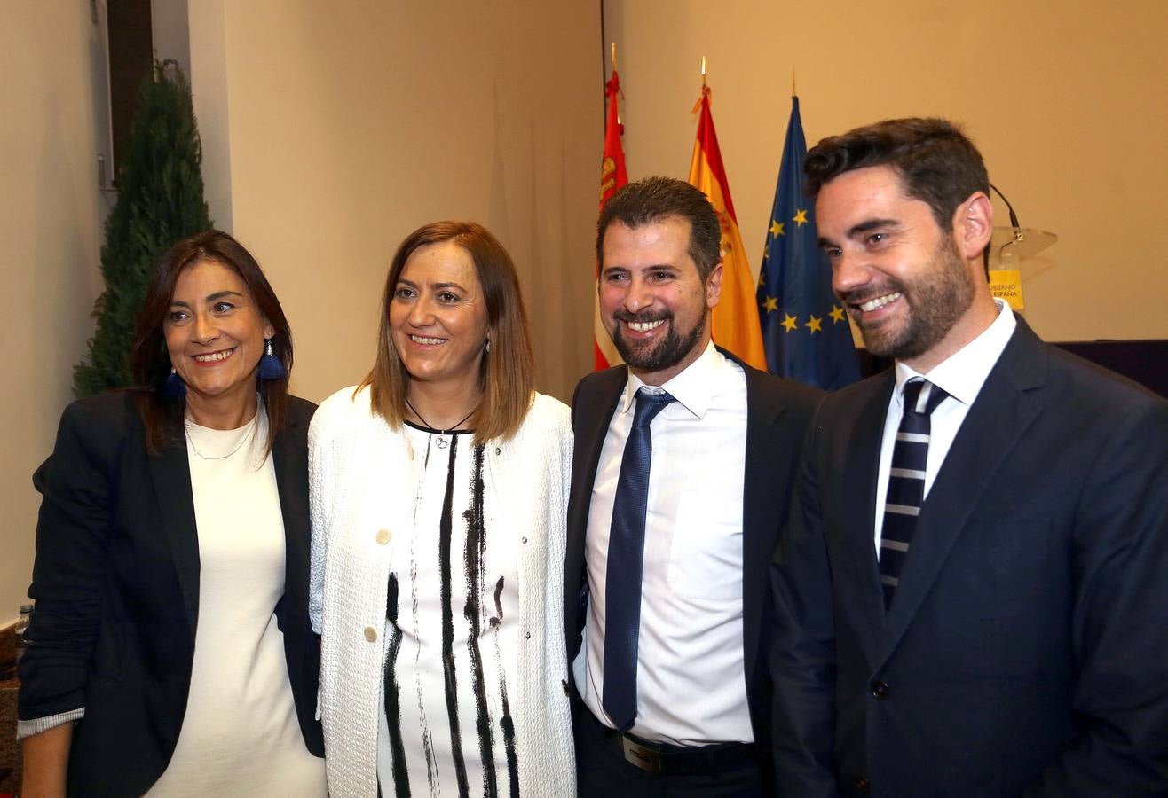 La nueva delegada del Gobierno asume el cargo con la población y el reparto equilibrado de la riqueza como principales tareas pendientes 