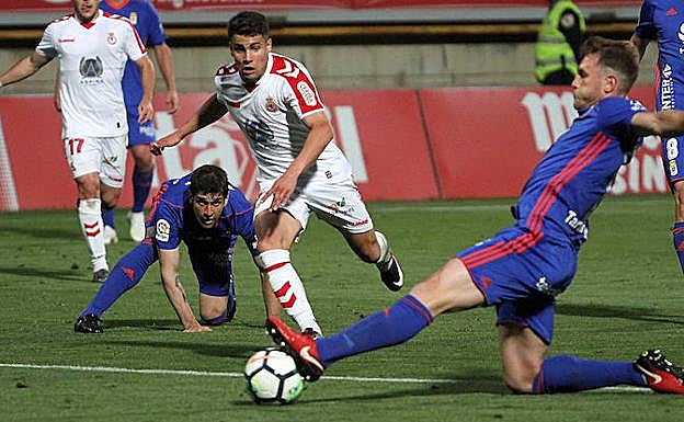 Bastos, en el partido ante el Oviedo.