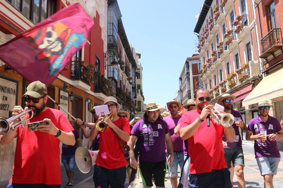 Fotos: Las peñas encienden San Juan y San Pedro
