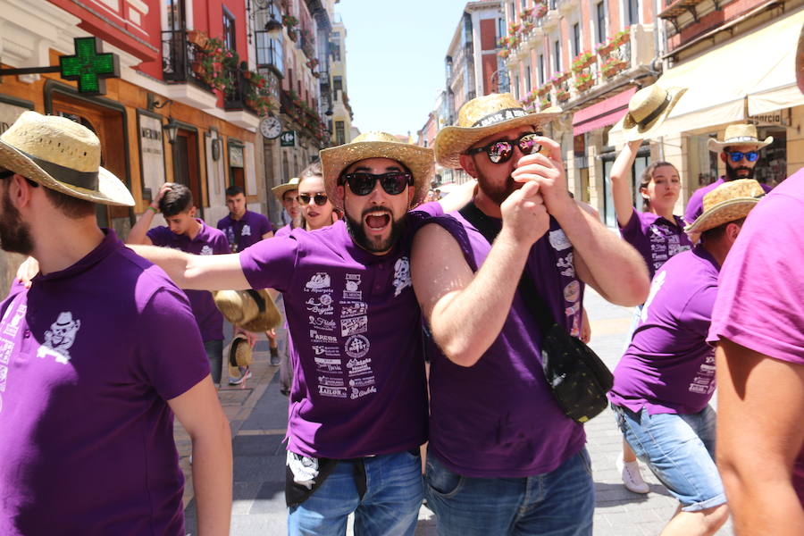Fotos: Las peñas encienden San Juan y San Pedro