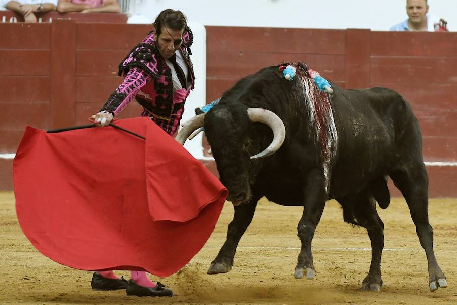 Fotos: Primer festejo de la Feria de San Pedro y San Juan en León