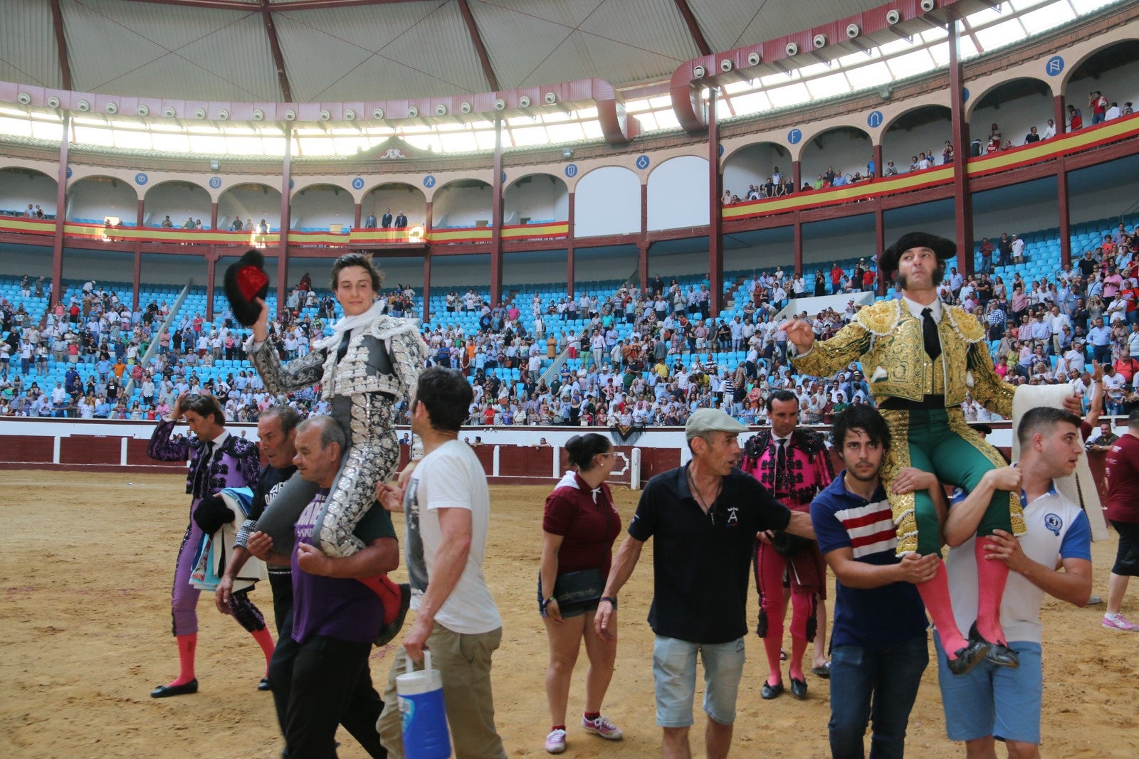 Fotos: Corrida del día  de San Juan, Morante, Manzanares, Talavante y Roca Rey