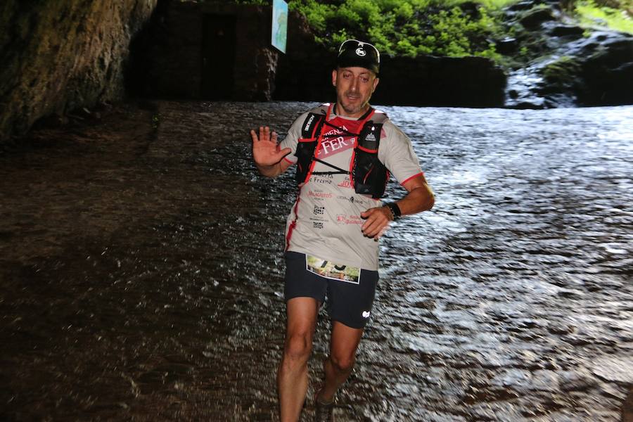 Primera prueba de la Copa Diputación de Trail 2018 que se celebra en el entrono de la localidad de Valporquero adentrandose en la cueva para recorrerla durante 400mts