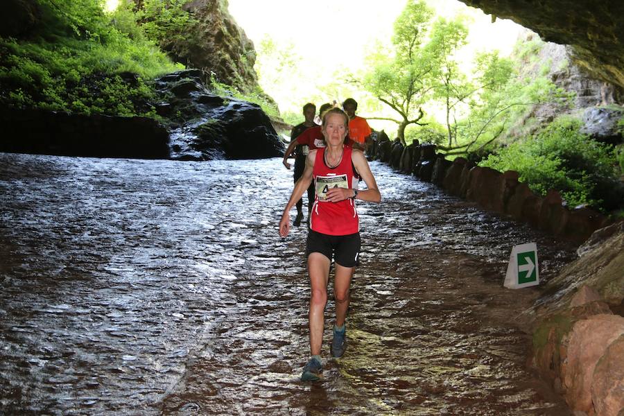 Primera prueba de la Copa Diputación de Trail 2018 que se celebra en el entrono de la localidad de Valporquero adentrandose en la cueva para recorrerla durante 400mts