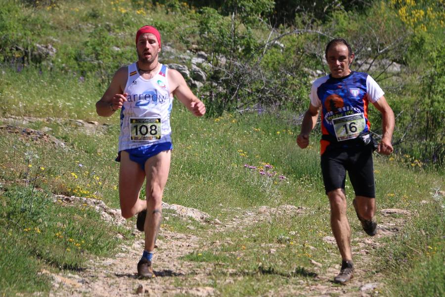 Primera prueba de la Copa Diputación de Trail 2018 que se celebra en el entrono de la localidad de Valporquero adentrandose en la cueva para recorrerla durante 400mts