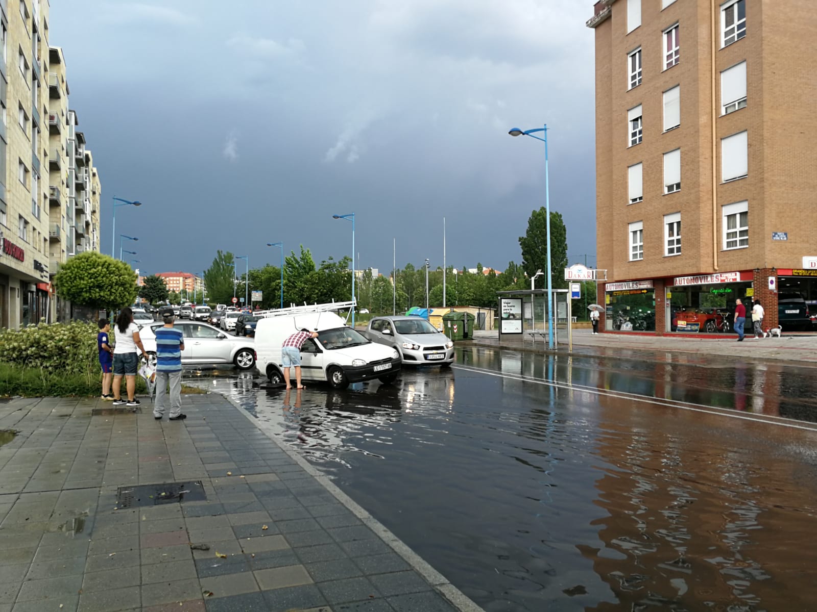 Fotos: Una gran tormenta sorprende a León y a su alfoz