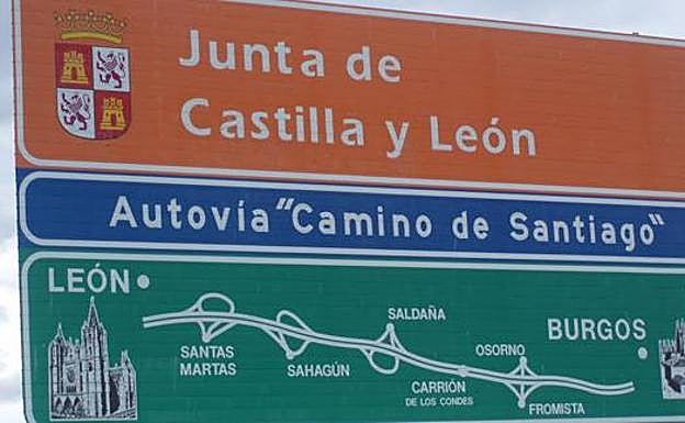 Circula nueve kilómetros en dirección contraria en la autovía León-Burgos por un despiste