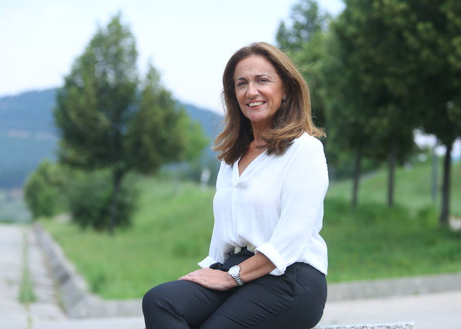 Delia Fernández, psicopedagoga responsable de la implantación del método 'Dide', en las escuelas infantiles municipales de Ponferrada | Alberto Ramírez, creador del método Dide que se implantará en las escuelas infantiles municipales de Ponferrada