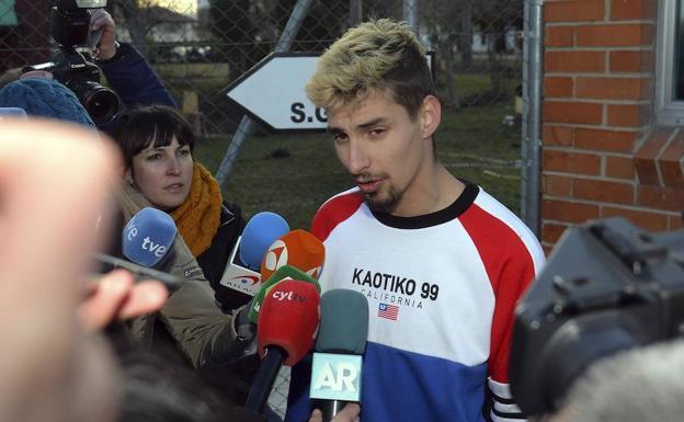 El leonés Lucho, a su salida de prisión. 