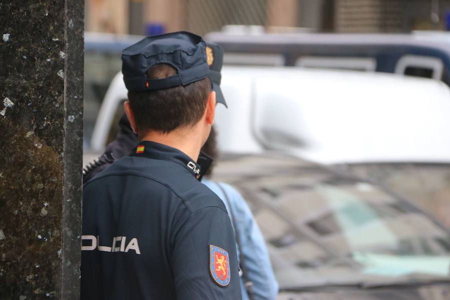 Fotos: Registros de la UDEF en el Ayuntamiento de León