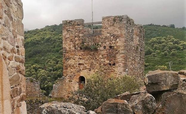 Castillo de Cornatel, lugar elegido para la presentación del proyecto