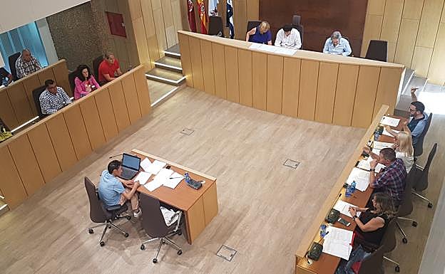 Pleno en el Ayuntamiento de León. 