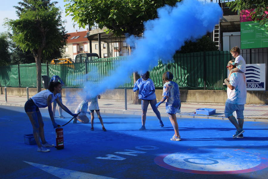 Fotos: La Color Party de La Virgen del Camino celebra su cuarta edición