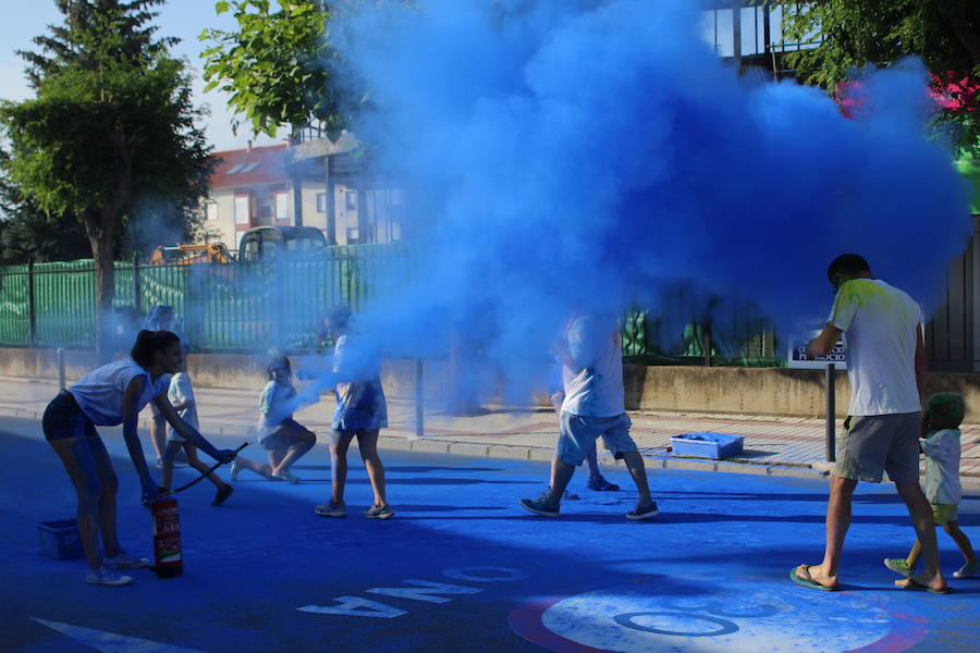 Fotos: La Color Party de La Virgen del Camino celebra su cuarta edición
