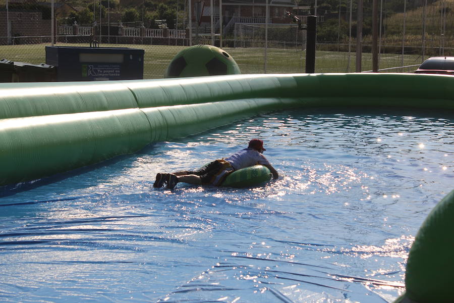 Fotos: La Color Party de La Virgen del Camino celebra su cuarta edición