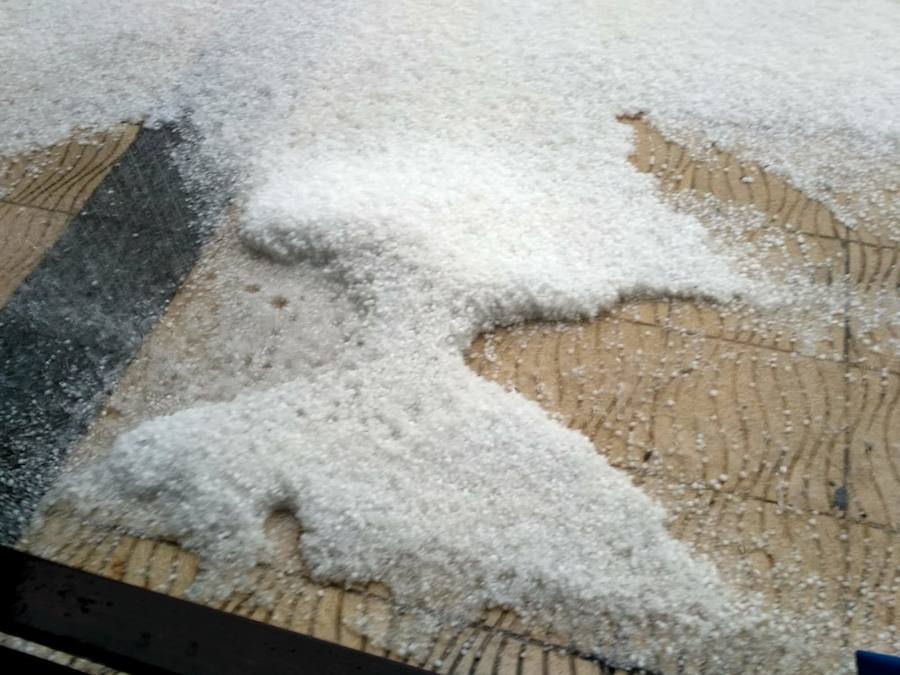 Fotos: Granizada en Vega de Espinareda