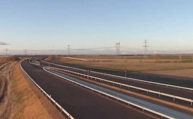 Fomento 'hereda' una decena de obras en autovías en Castilla y León con una factura de 360 millones