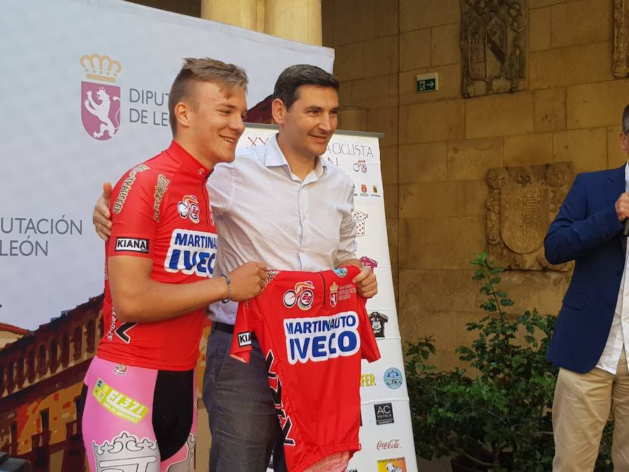 Fotos: Presentación de la Vuelta a León