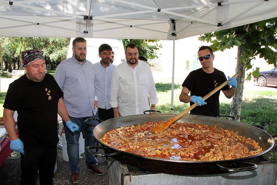 Fotos: Fiesta de la Rosa del PSOE en Sahagún