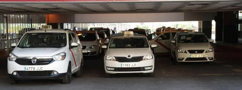 En el aeropuerto de Barajas los viajeros que llegaban se han topado con las protestas.