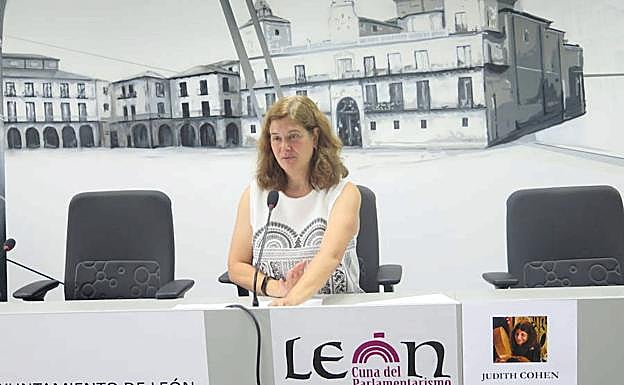 Imagen de la concejalaMargarita Torres, en la presentación.