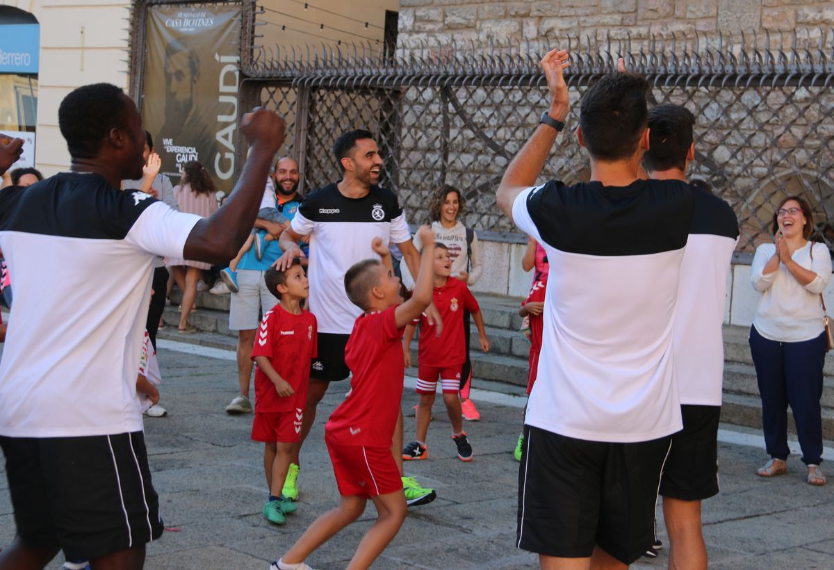 Fotos: La Gymkhana Culturalista que recorre León