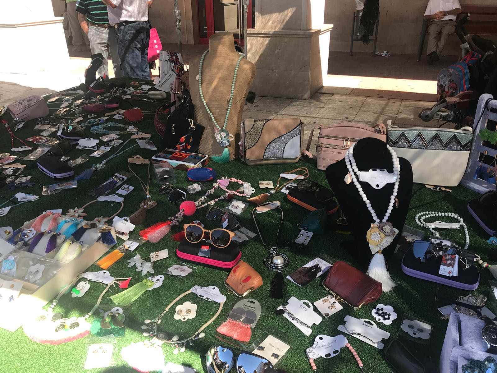 Fotos: Jueves de mercado en Valencia de Don Juan